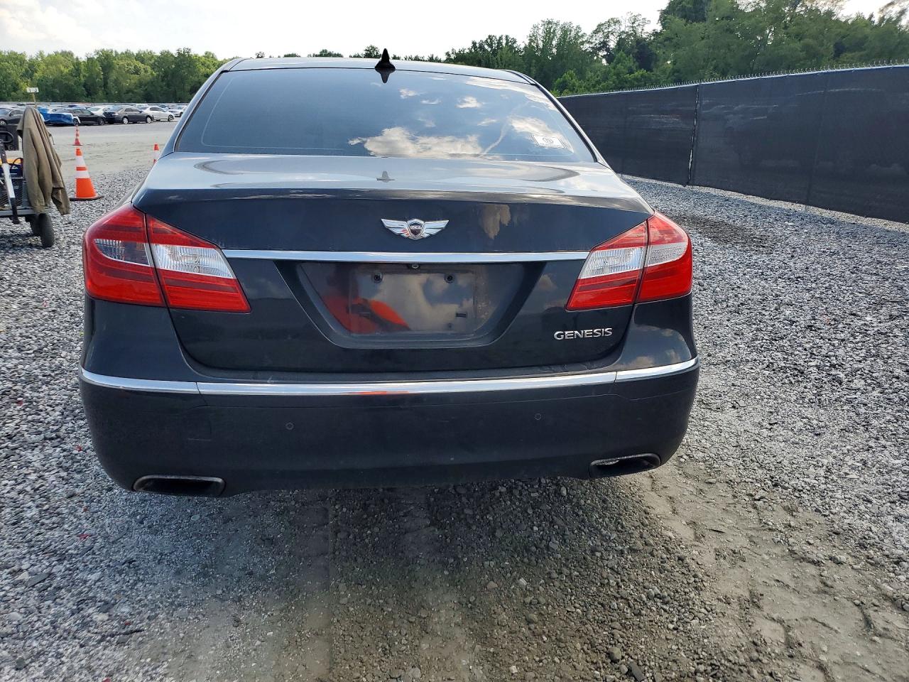 2012 Hyundai Genesis 3.8l Black vin: KMHGC4DD2CU184084