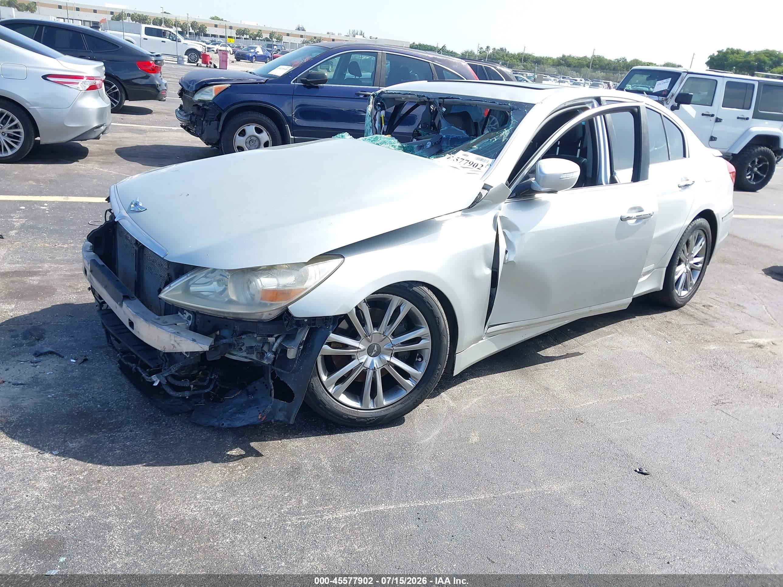 2012 Hyundai Genesis 3.8 Gray vin: KMHGC4DD2CU189690