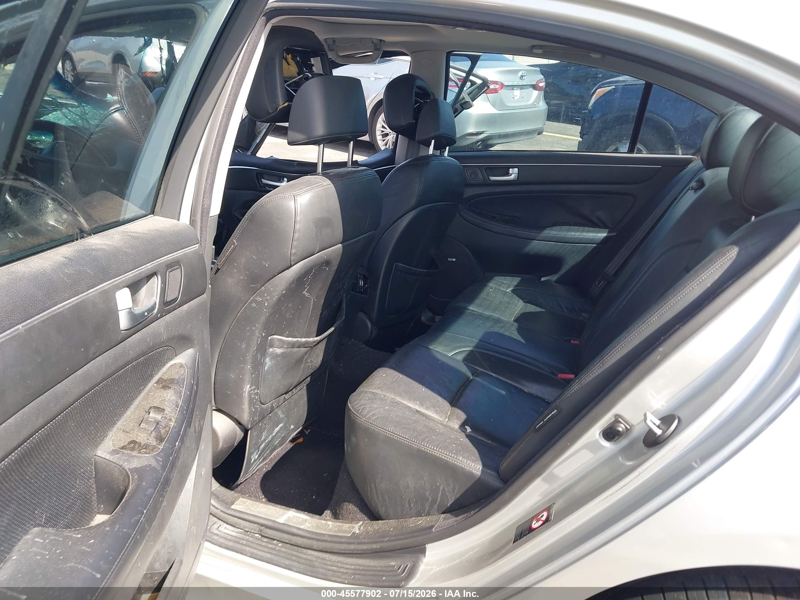 2012 Hyundai Genesis 3.8 Gray vin: KMHGC4DD2CU189690