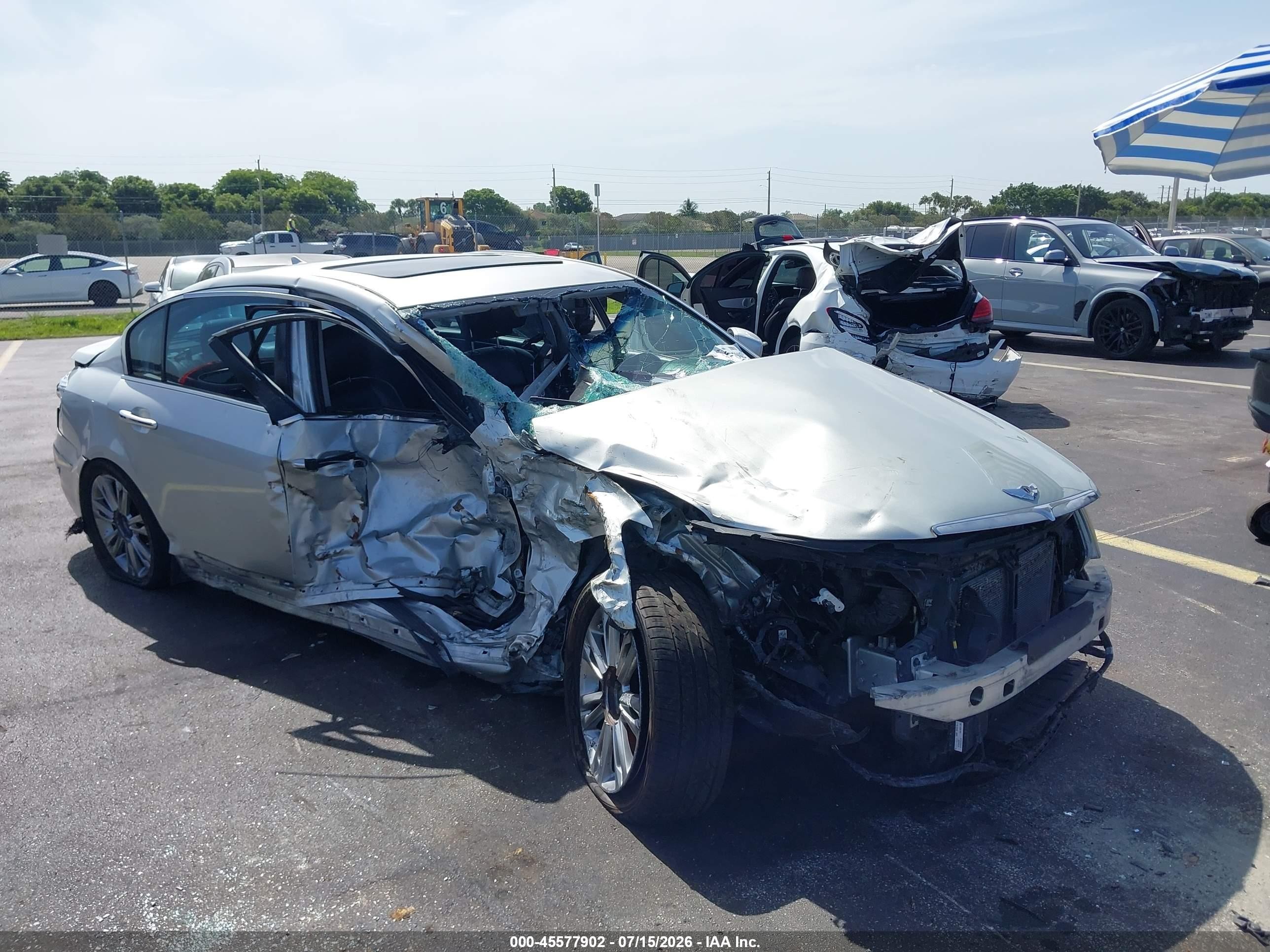 2012 Hyundai Genesis 3.8 Gray vin: KMHGC4DD2CU189690