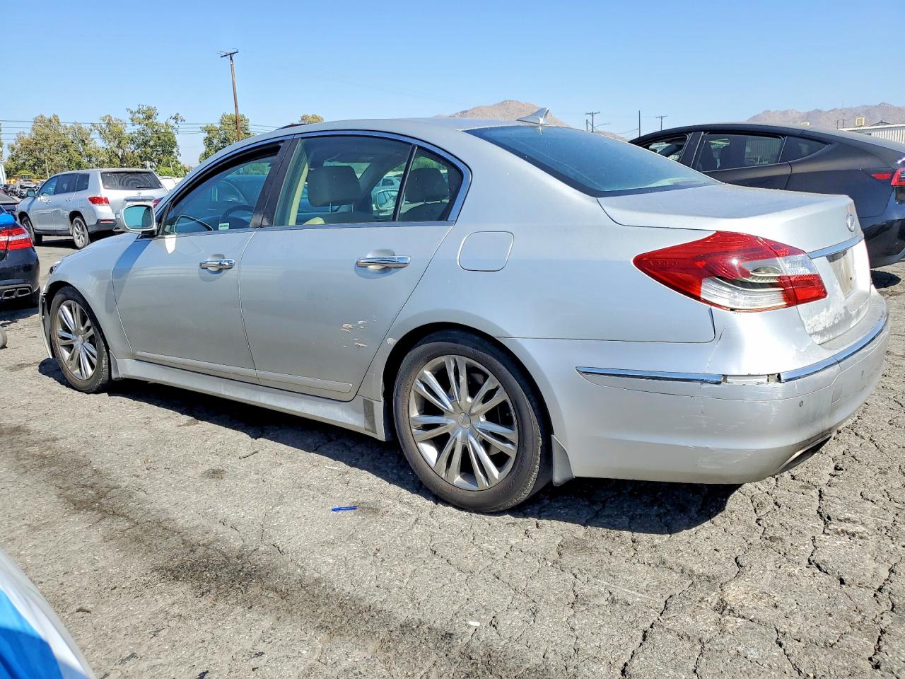 2012 Hyundai Genesis 3.8l Silver vin: KMHGC4DD2CU191018