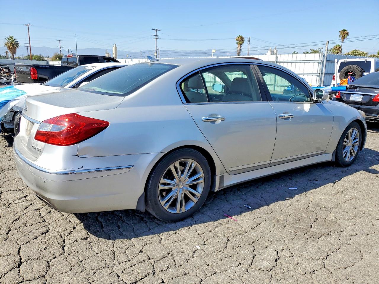 2012 Hyundai Genesis 3.8l Silver vin: KMHGC4DD2CU191018