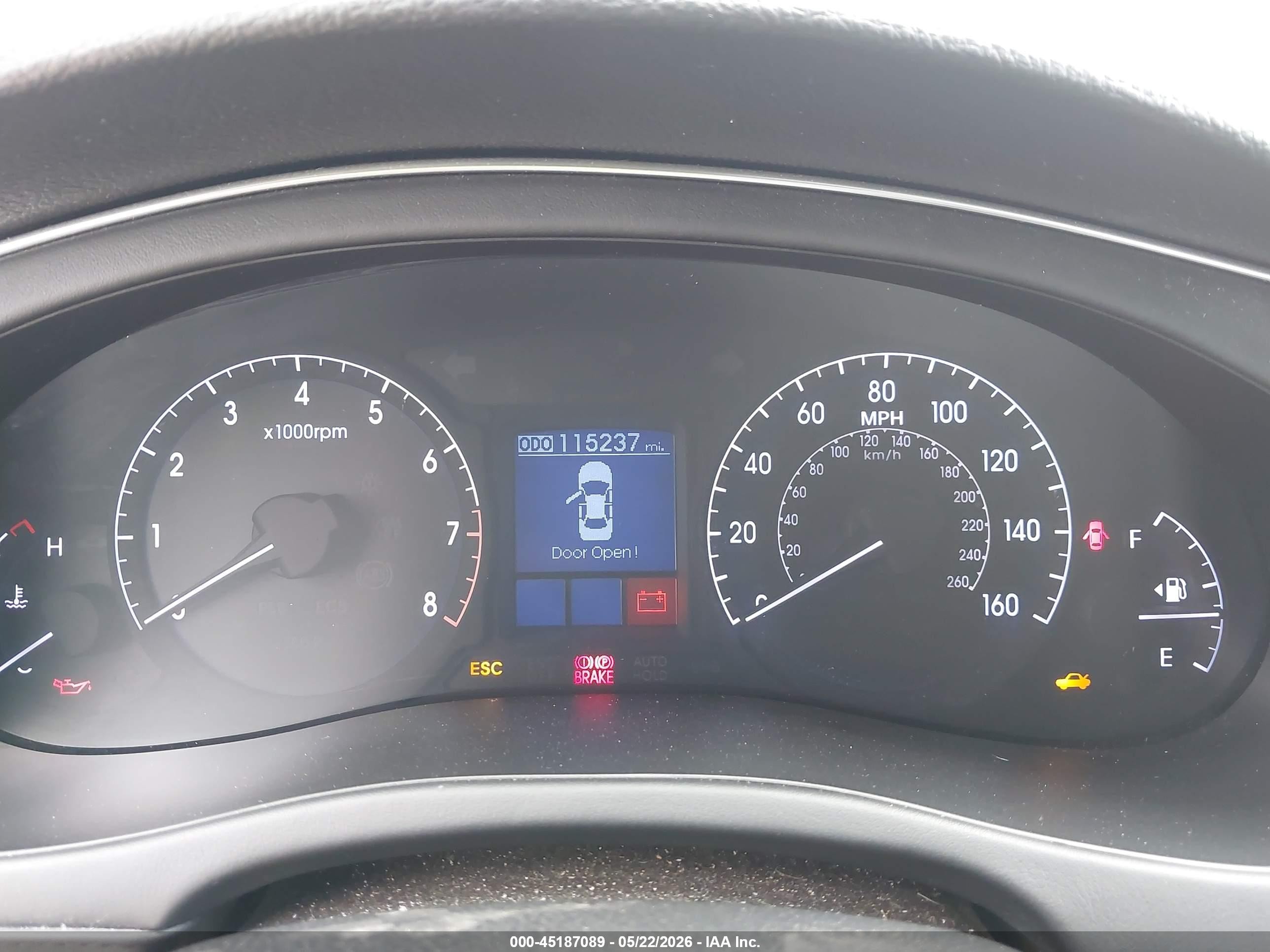 2012 Hyundai Genesis 3.8 Silver vin: KMHGC4DD2CU200851