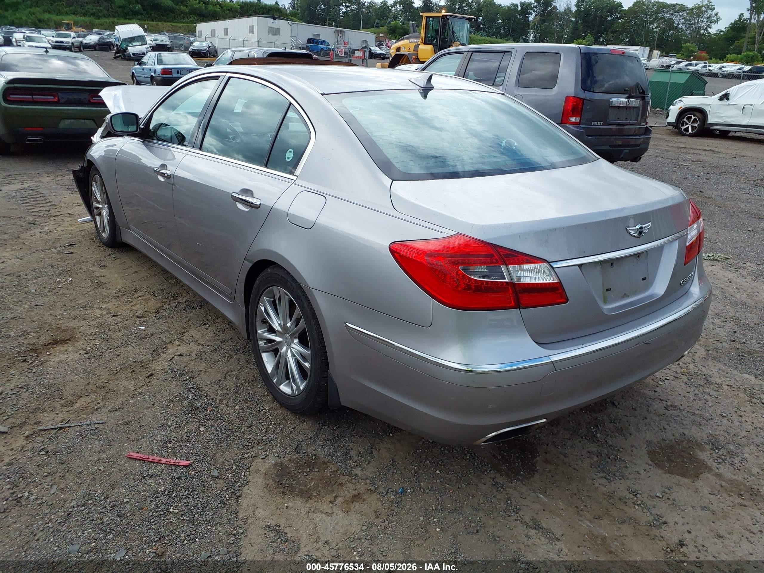 2012 Hyundai Genesis 3.8 Silver vin: KMHGC4DD2CU203359