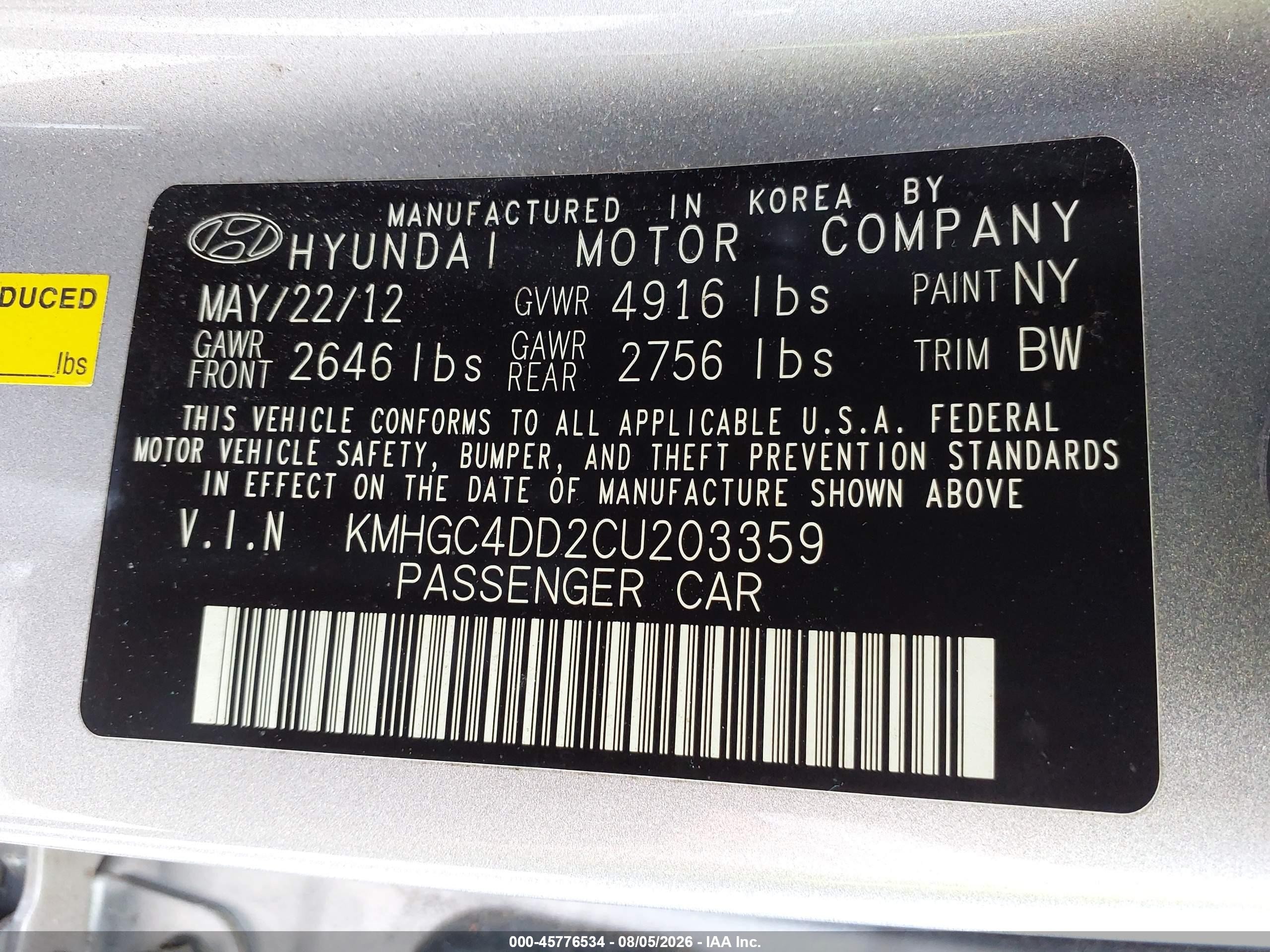 2012 Hyundai Genesis 3.8 Silver vin: KMHGC4DD2CU203359