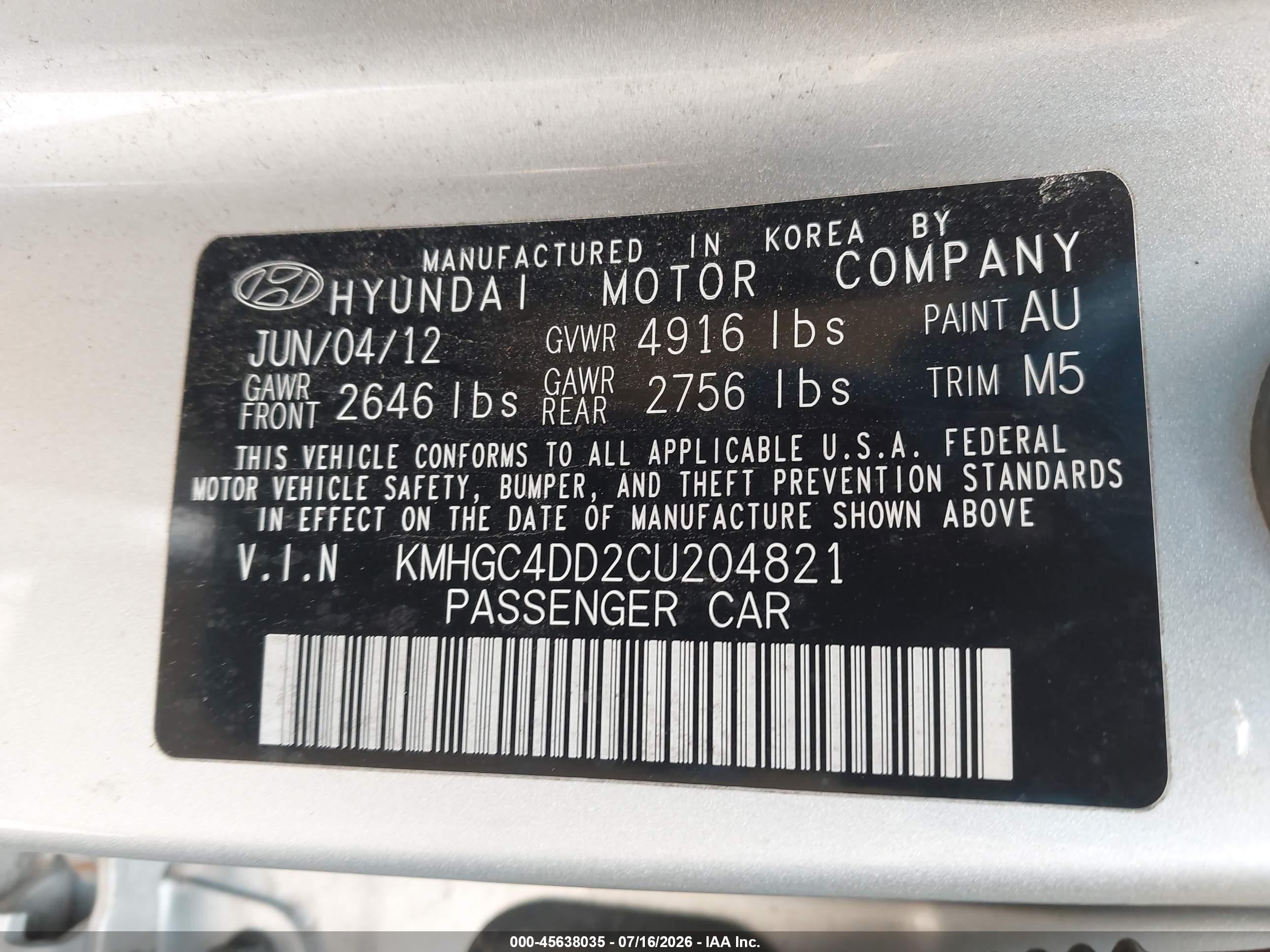 2012 Hyundai Genesis 3.8 Silver vin: KMHGC4DD2CU204821