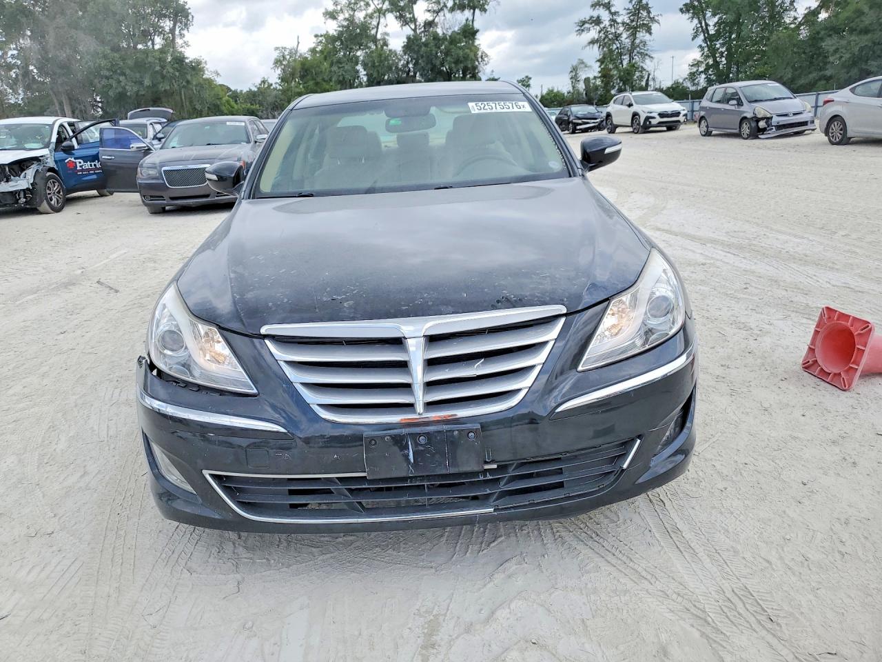 2013 Hyundai Genesis 3.8l Black vin: KMHGC4DD2DU210281