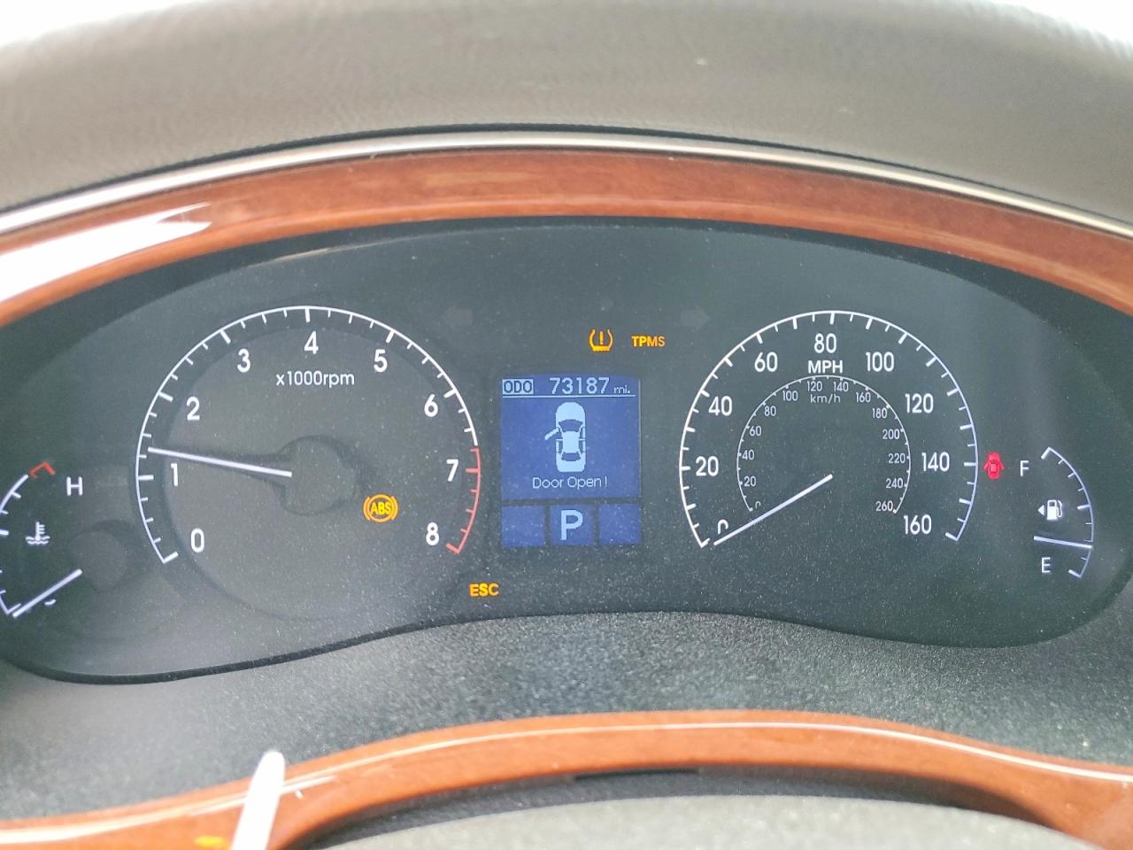 2013 Hyundai Genesis 3.8l Black vin: KMHGC4DD2DU210281