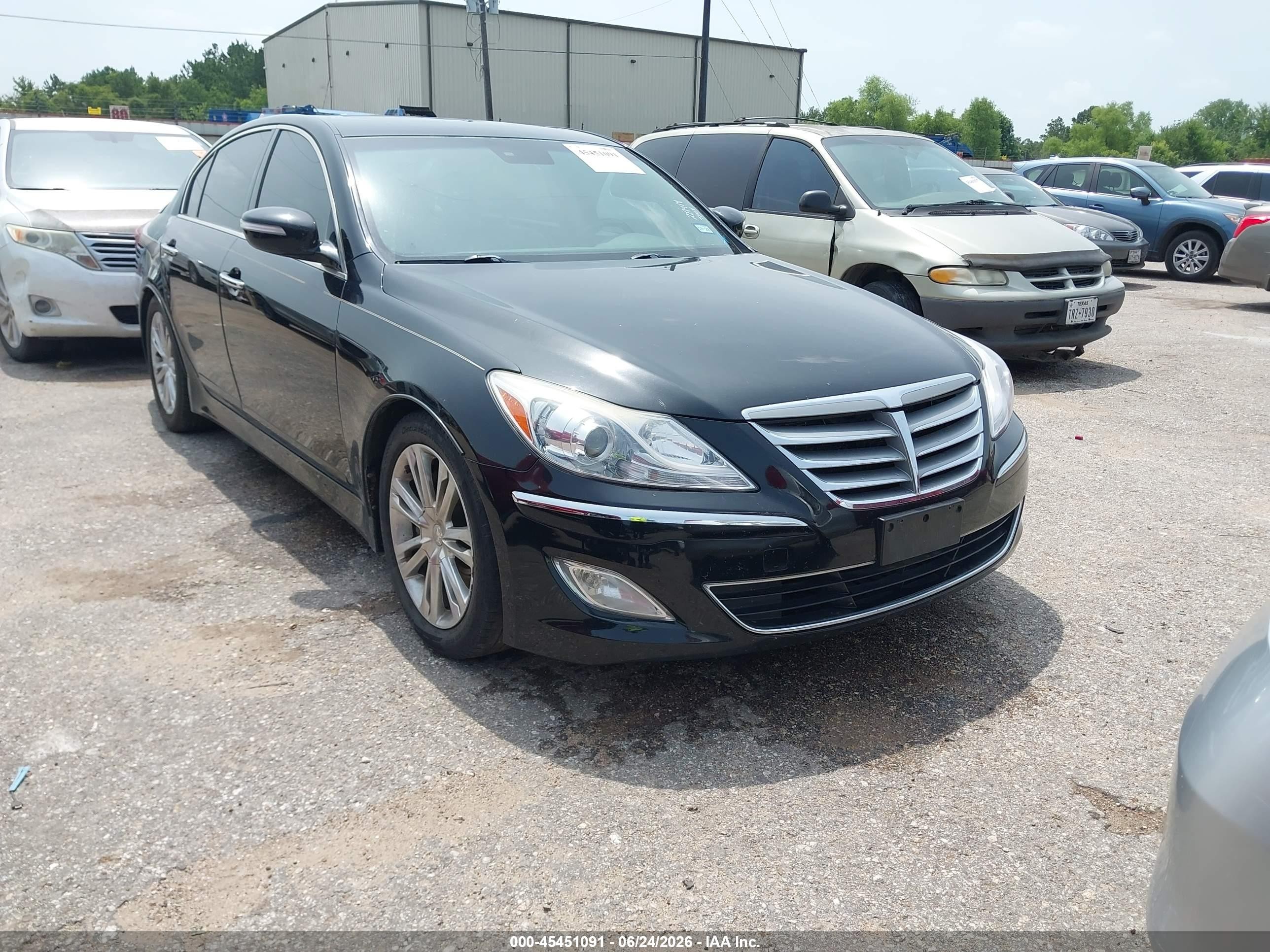 2013 Hyundai Genesis 3.8 Черный vin: KMHGC4DD2DU229414