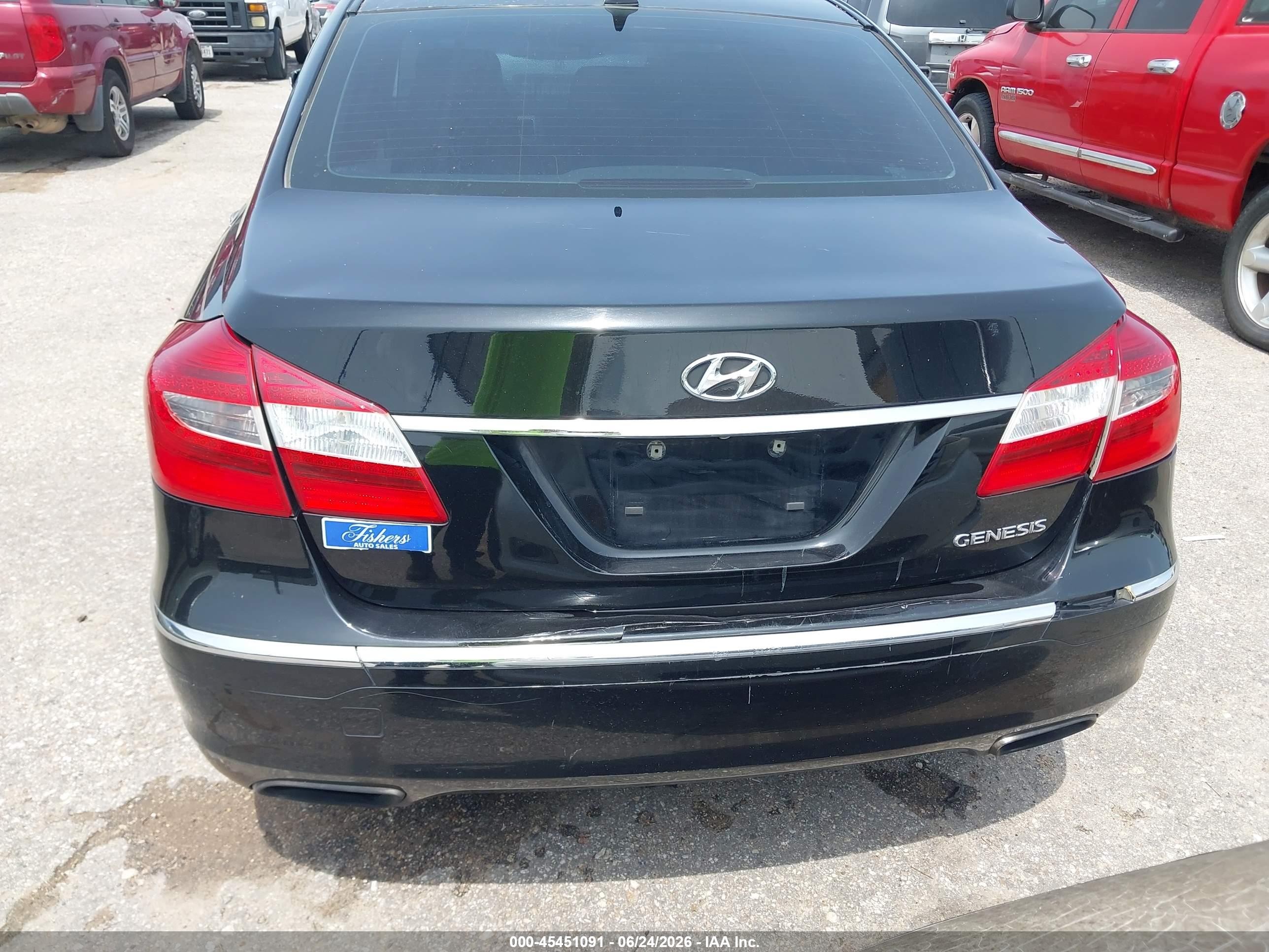 2013 Hyundai Genesis 3.8 Черный vin: KMHGC4DD2DU229414