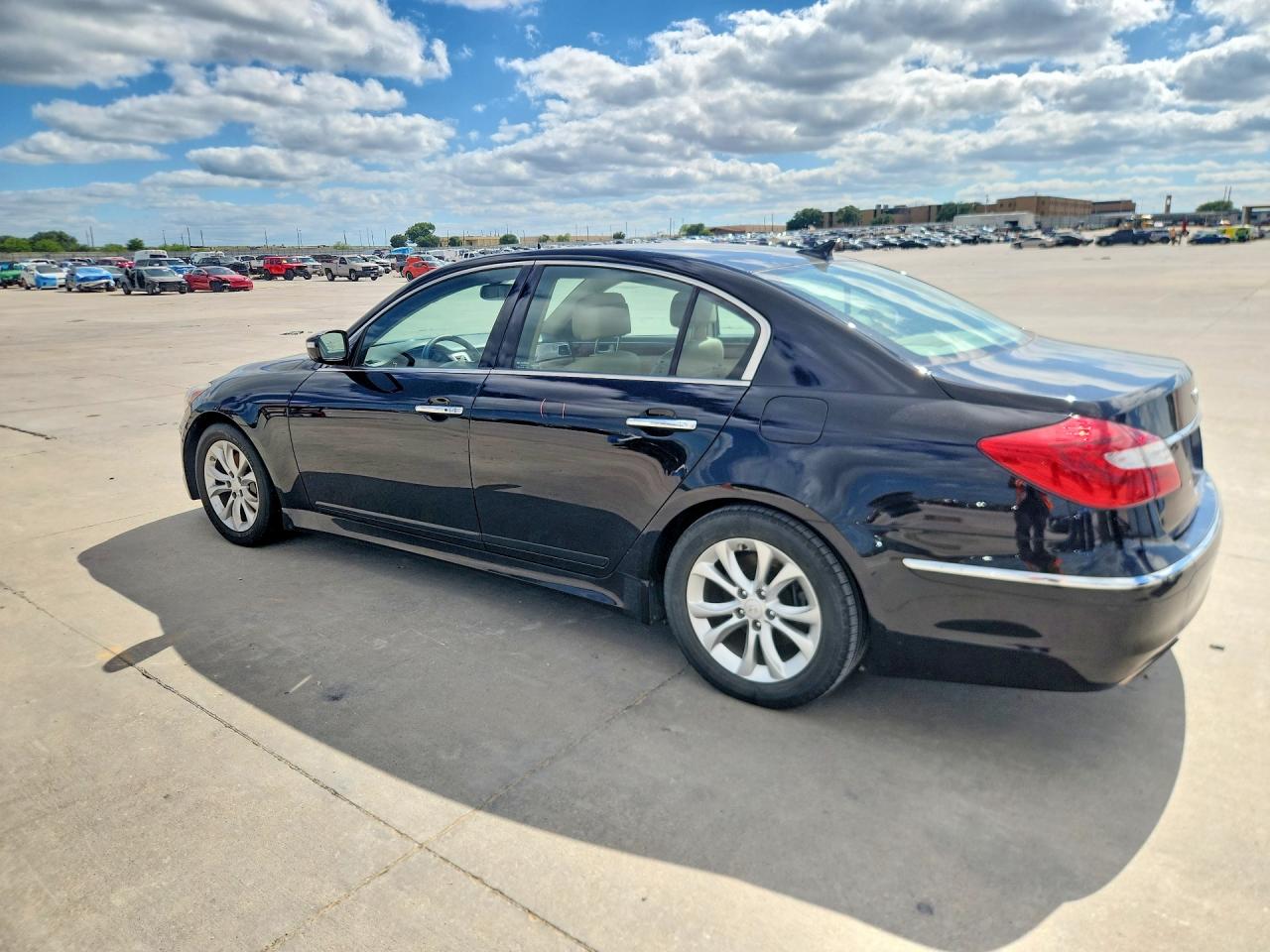 2013 Hyundai Genesis 3.8l Black vin: KMHGC4DD2DU232877
