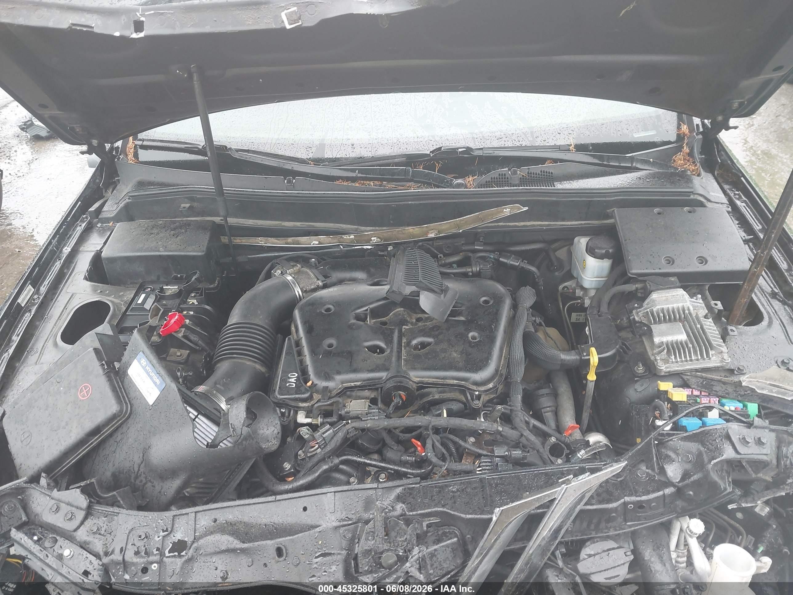 2013 Hyundai Genesis 3.8 Black vin: KMHGC4DD2DU235522