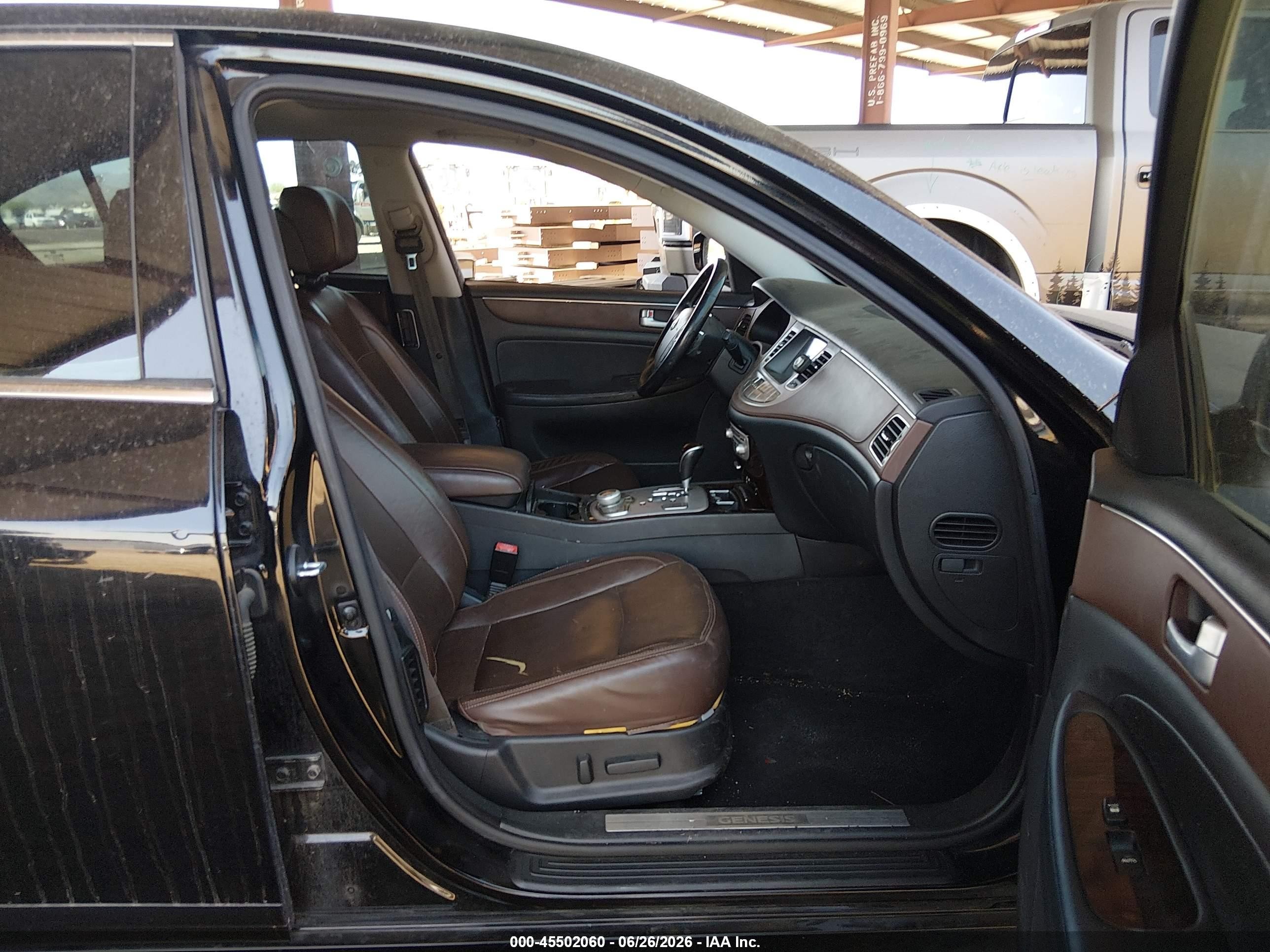 2013 Hyundai Genesis 3.8 Черный vin: KMHGC4DD2DU242163