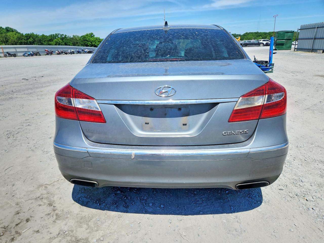2013 Hyundai Genesis 3.8l Silver vin: KMHGC4DD2DU255074