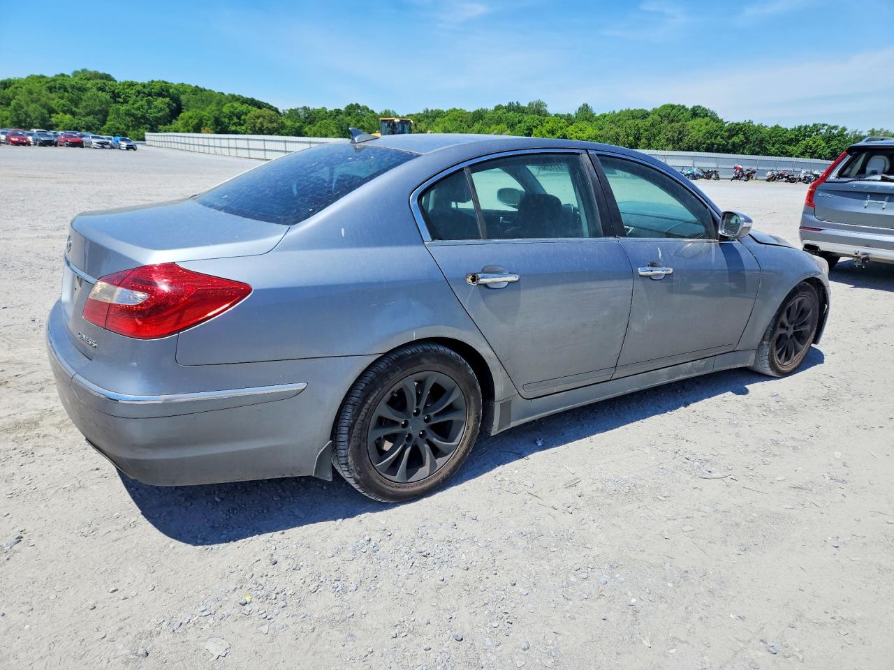 2013 Hyundai Genesis 3.8l Silver vin: KMHGC4DD2DU255074