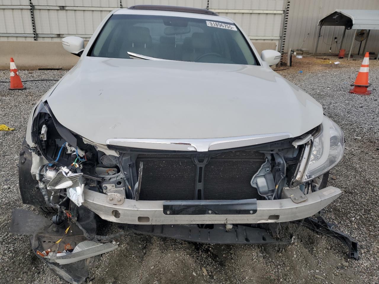 2012 Hyundai Genesis 3.8l White vin: KMHGC4DD3CU186636