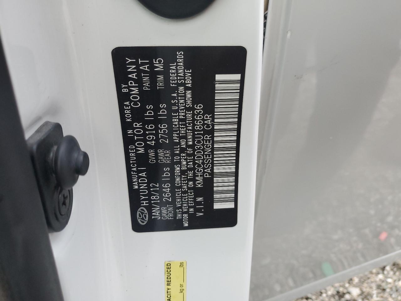 2012 Hyundai Genesis 3.8l White vin: KMHGC4DD3CU186636