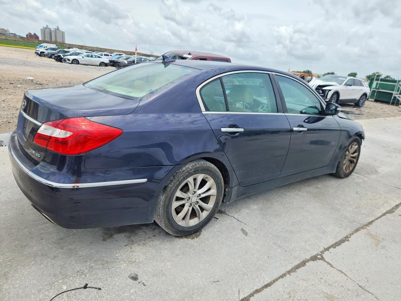 2012 Hyundai Genesis 3.8l Blue vin: KMHGC4DD3CU187687