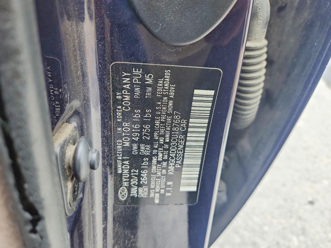 2012 Hyundai Genesis 3.8l Blue vin: KMHGC4DD3CU187687