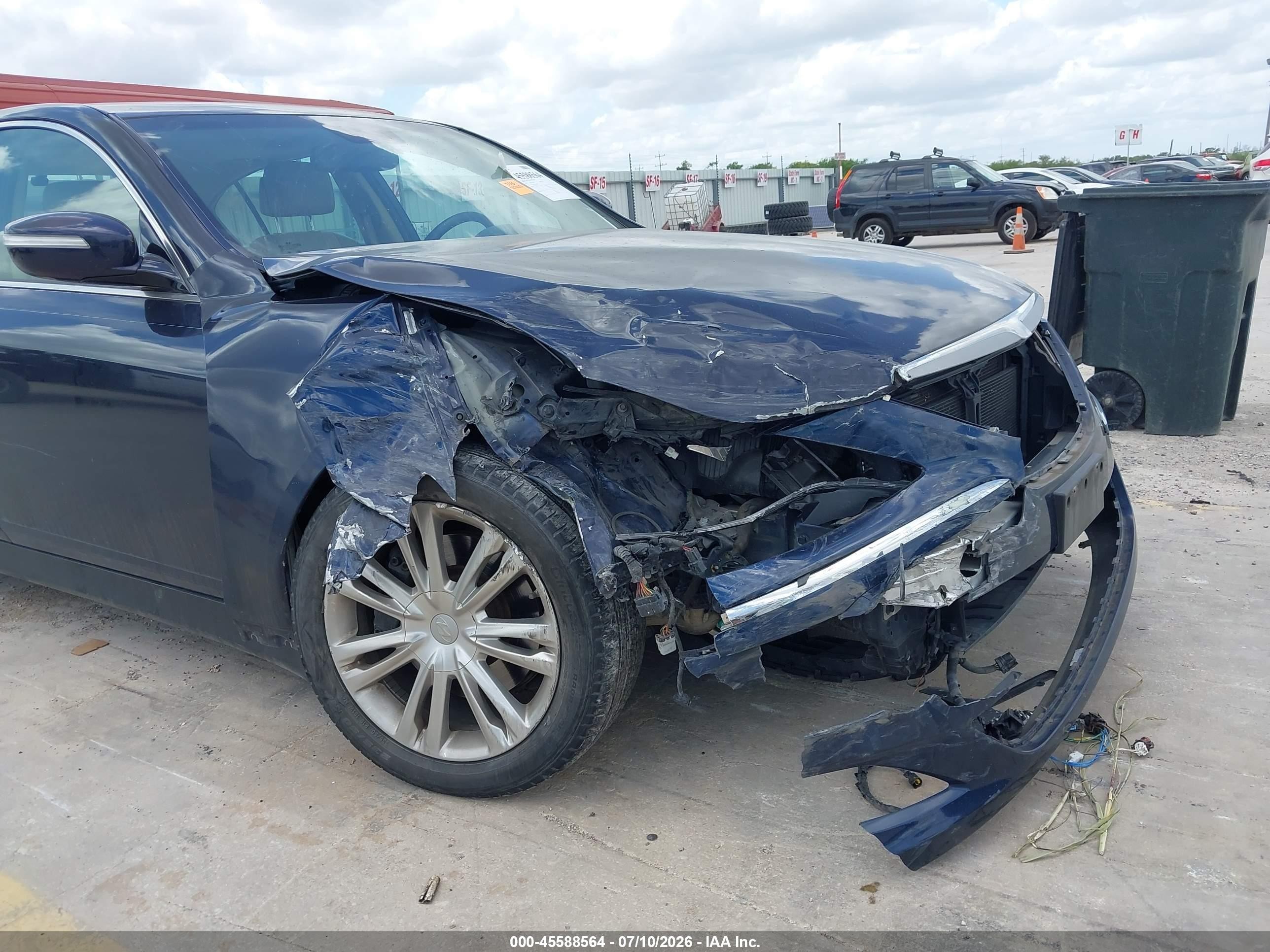 2012 Hyundai Genesis 3.8 Blue vin: KMHGC4DD3CU195630