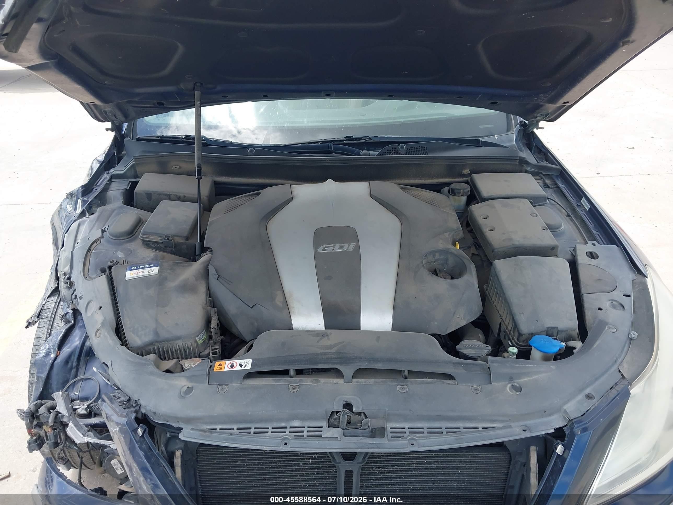 2012 Hyundai Genesis 3.8 Blue vin: KMHGC4DD3CU195630