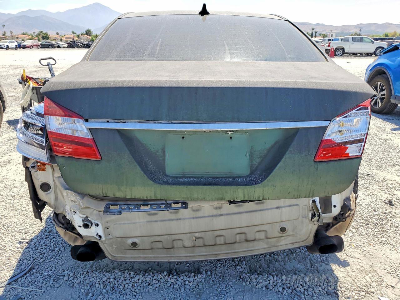 2013 Hyundai Genesis 3.8l Green vin: KMHGC4DD3DU258436