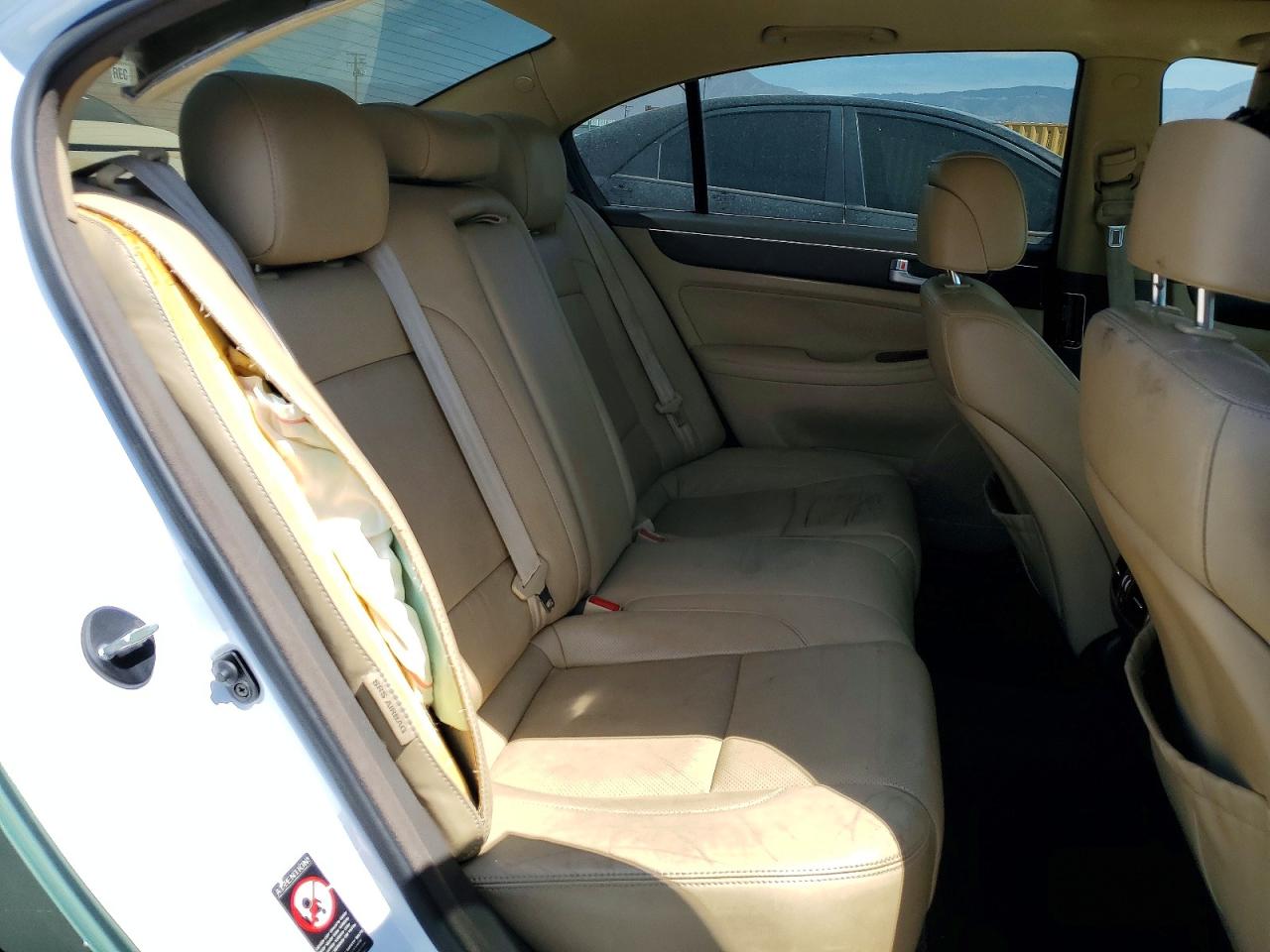2013 Hyundai Genesis 3.8l Green vin: KMHGC4DD3DU258436