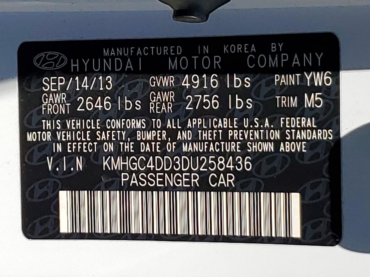 2013 Hyundai Genesis 3.8l Green vin: KMHGC4DD3DU258436