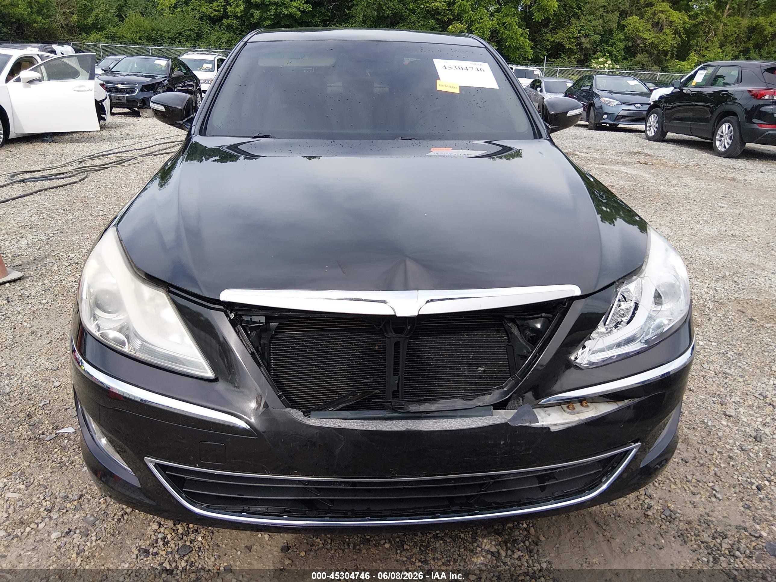 2014 Hyundai Genesis 3.8 Black vin: KMHGC4DD3EU260320