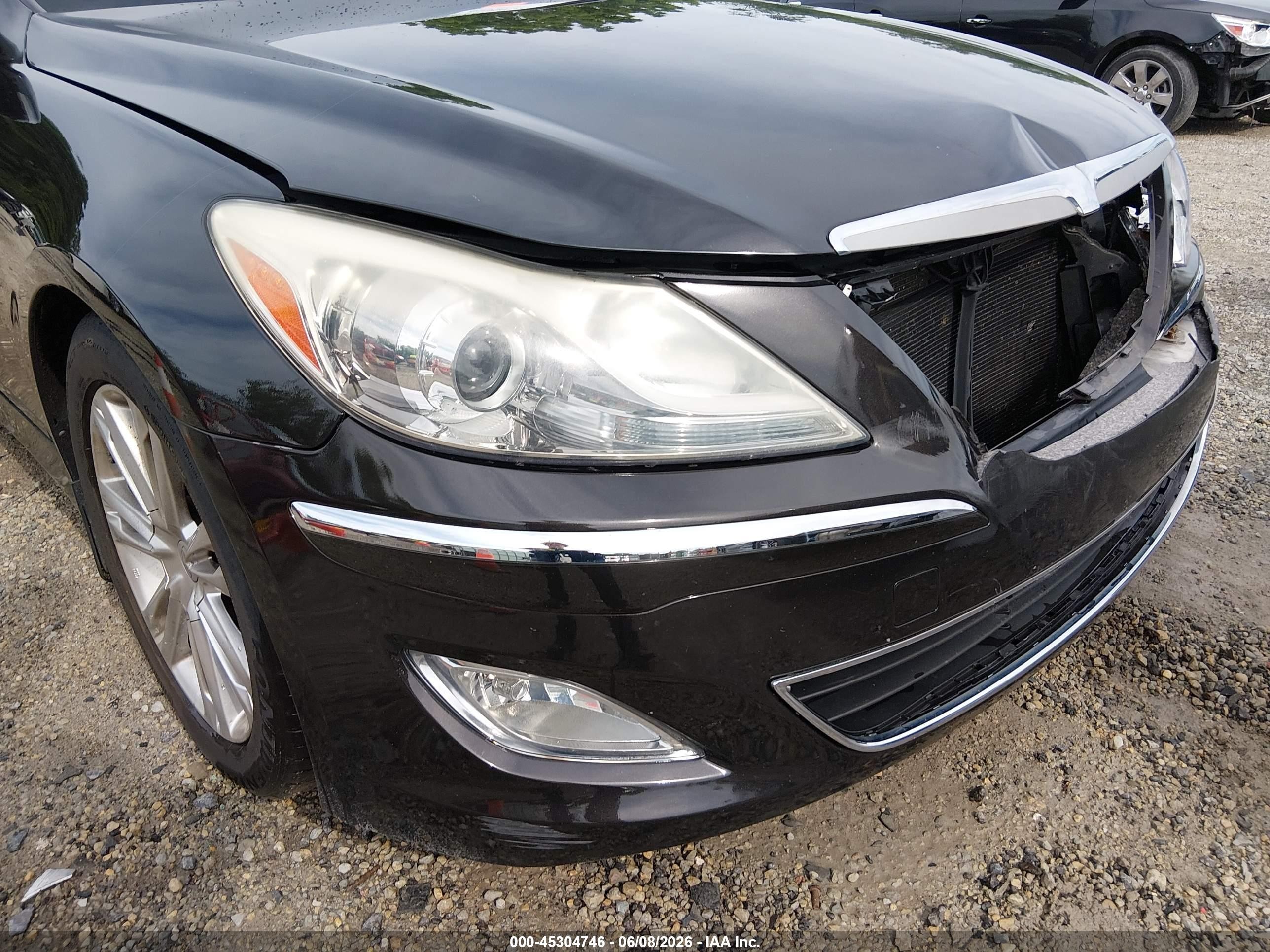 2014 Hyundai Genesis 3.8 Black vin: KMHGC4DD3EU260320