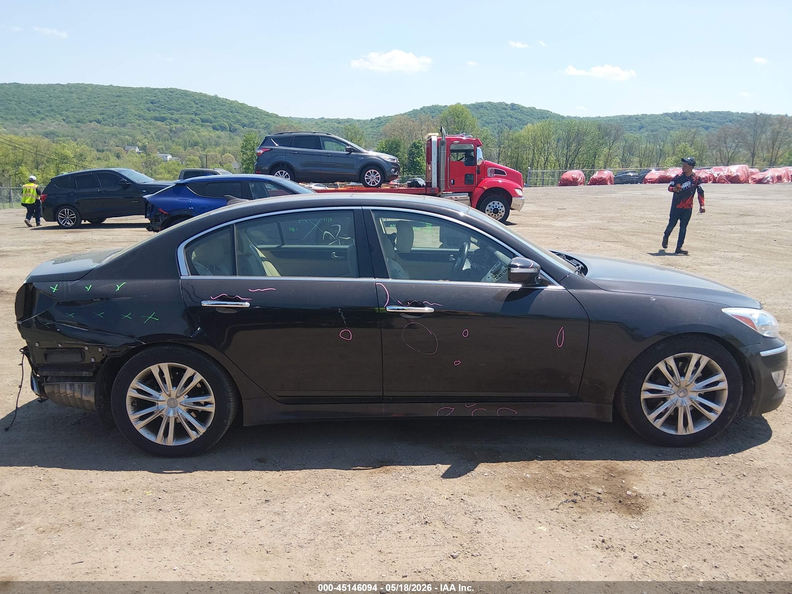 2014 Hyundai Genesis 3.8 Black vin: KMHGC4DD3EU265176