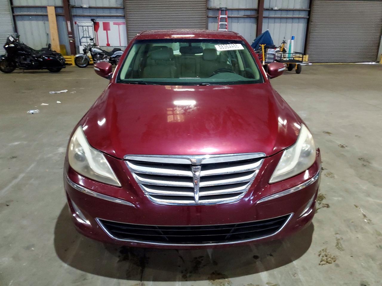 2013 Hyundai Genesis 3.8l Maroon vin: KMHGC4DD4DU210217
