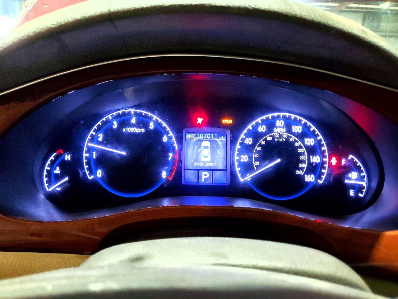 2013 Hyundai Genesis 3.8l Maroon vin: KMHGC4DD4DU210217