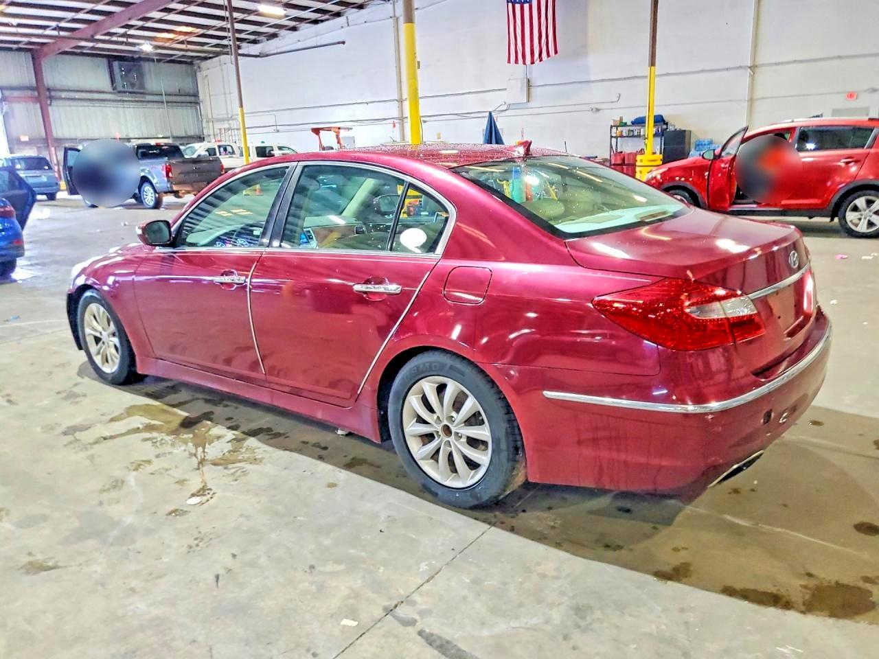 2013 Hyundai Genesis 3.8l Maroon vin: KMHGC4DD4DU210217