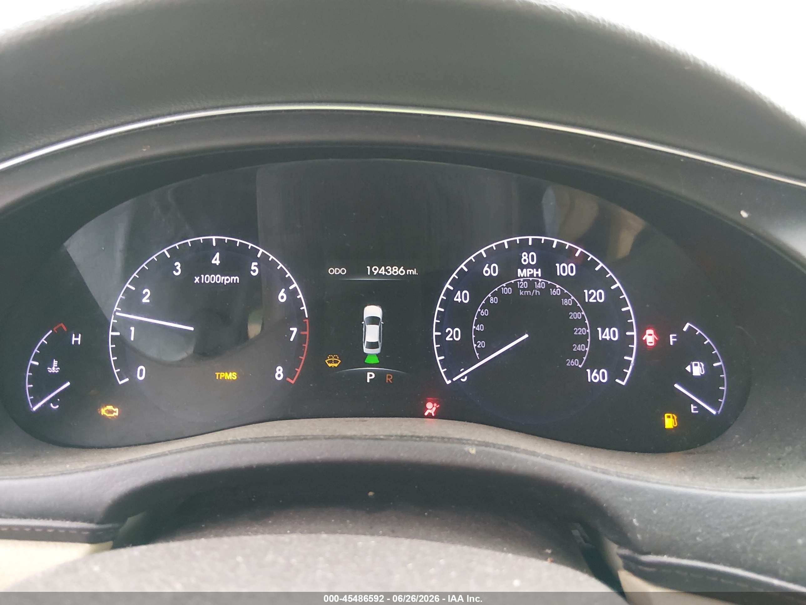 2013 Hyundai Genesis 3.8 Burgundy vin: KMHGC4DD4DU224859