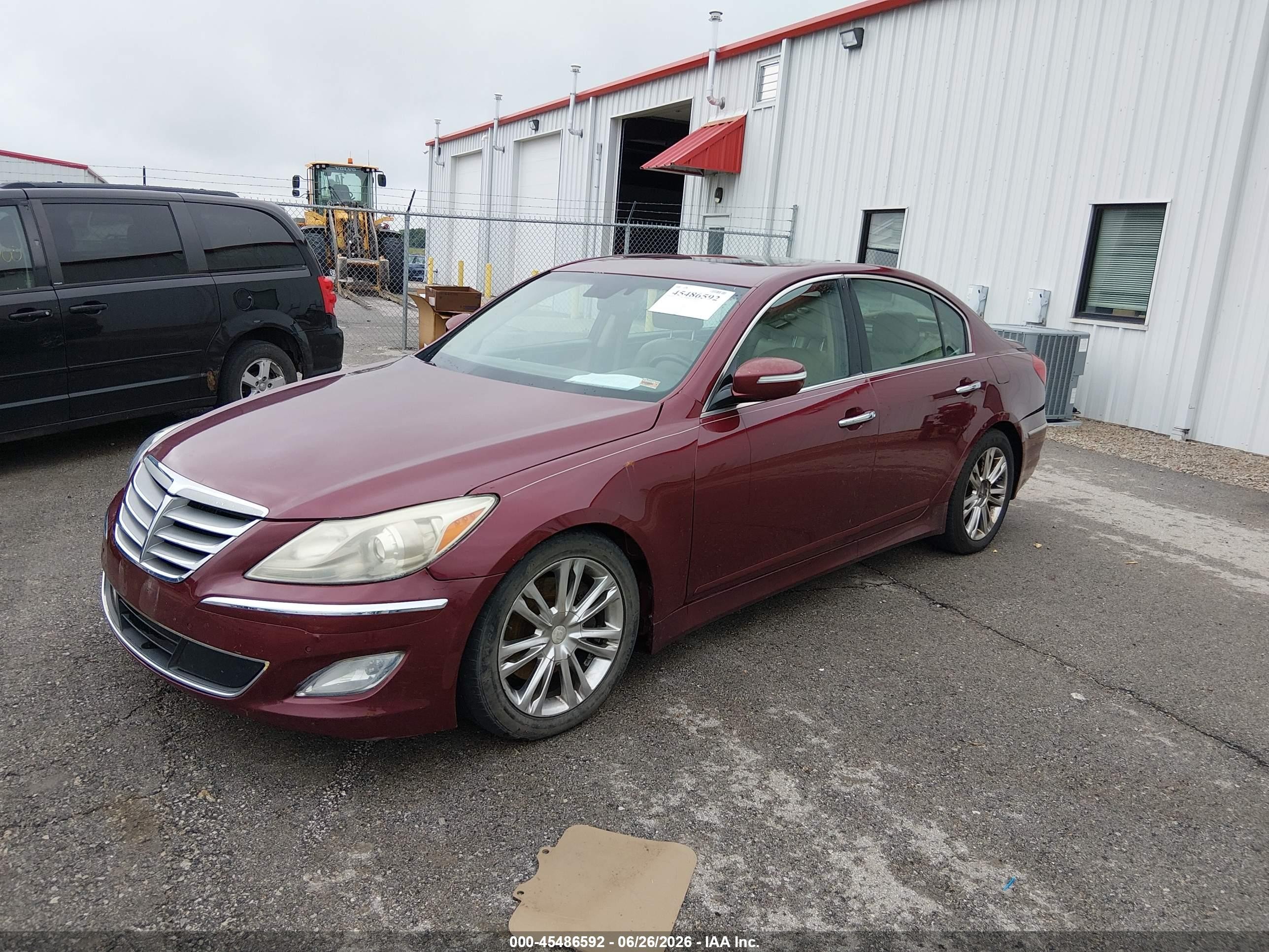 2013 Hyundai Genesis 3.8 Burgundy vin: KMHGC4DD4DU224859