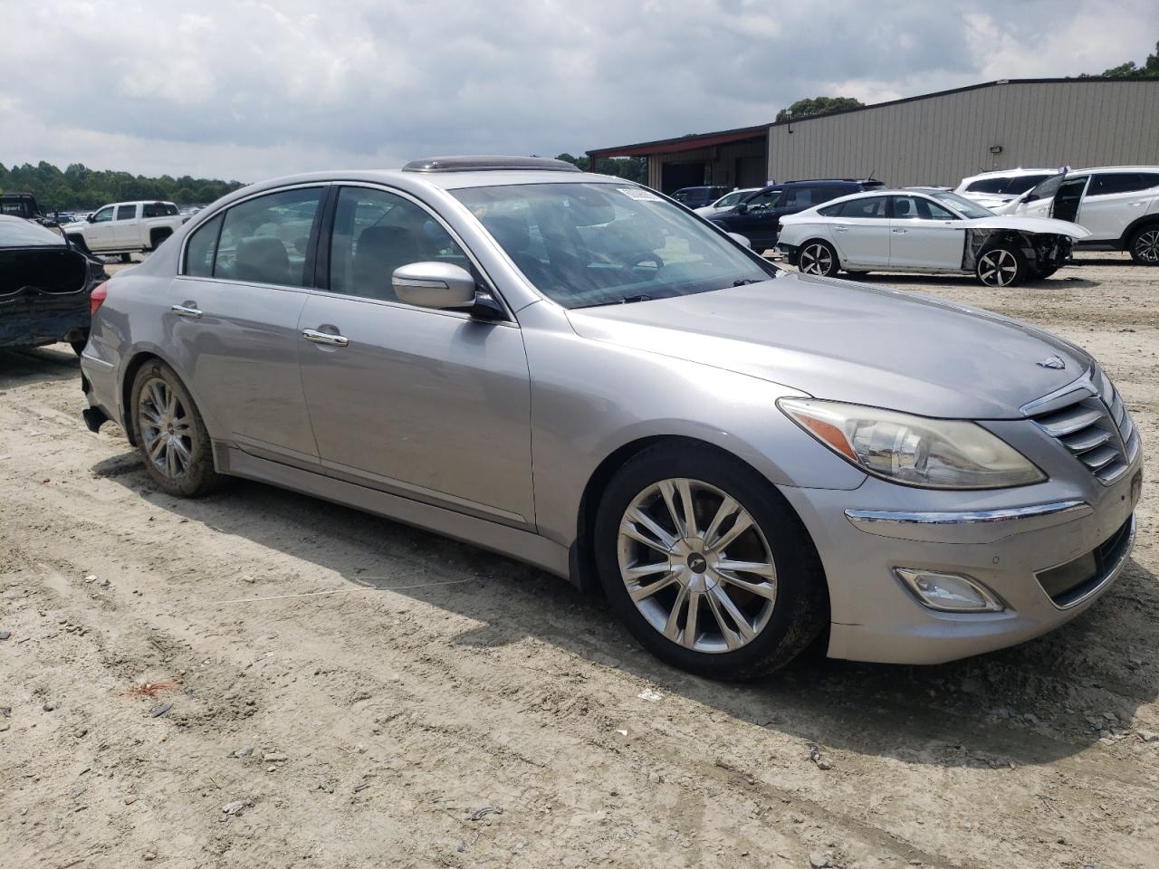 2013 Hyundai Genesis 3.8l Silver vin: KMHGC4DD4DU233870