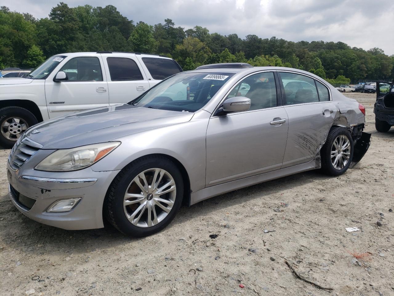 2013 Hyundai Genesis 3.8l Silver vin: KMHGC4DD4DU233870
