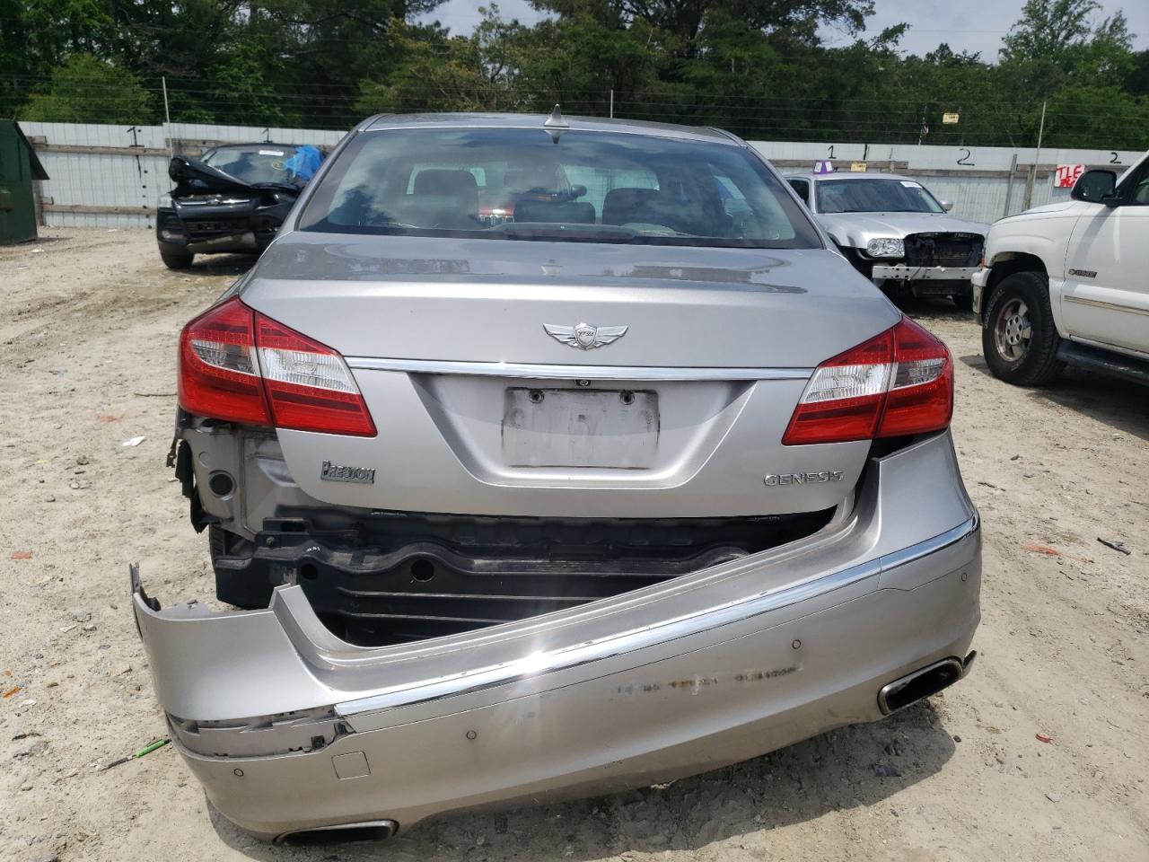 2013 Hyundai Genesis 3.8l Silver vin: KMHGC4DD4DU233870