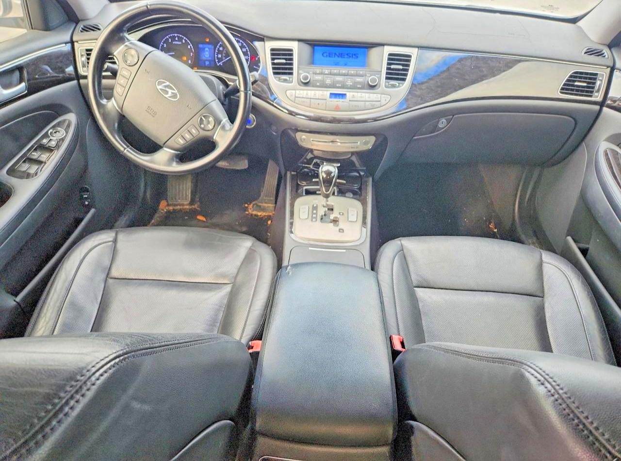 2013 Hyundai Genesis 3.8l Silver vin: KMHGC4DD4DU243363