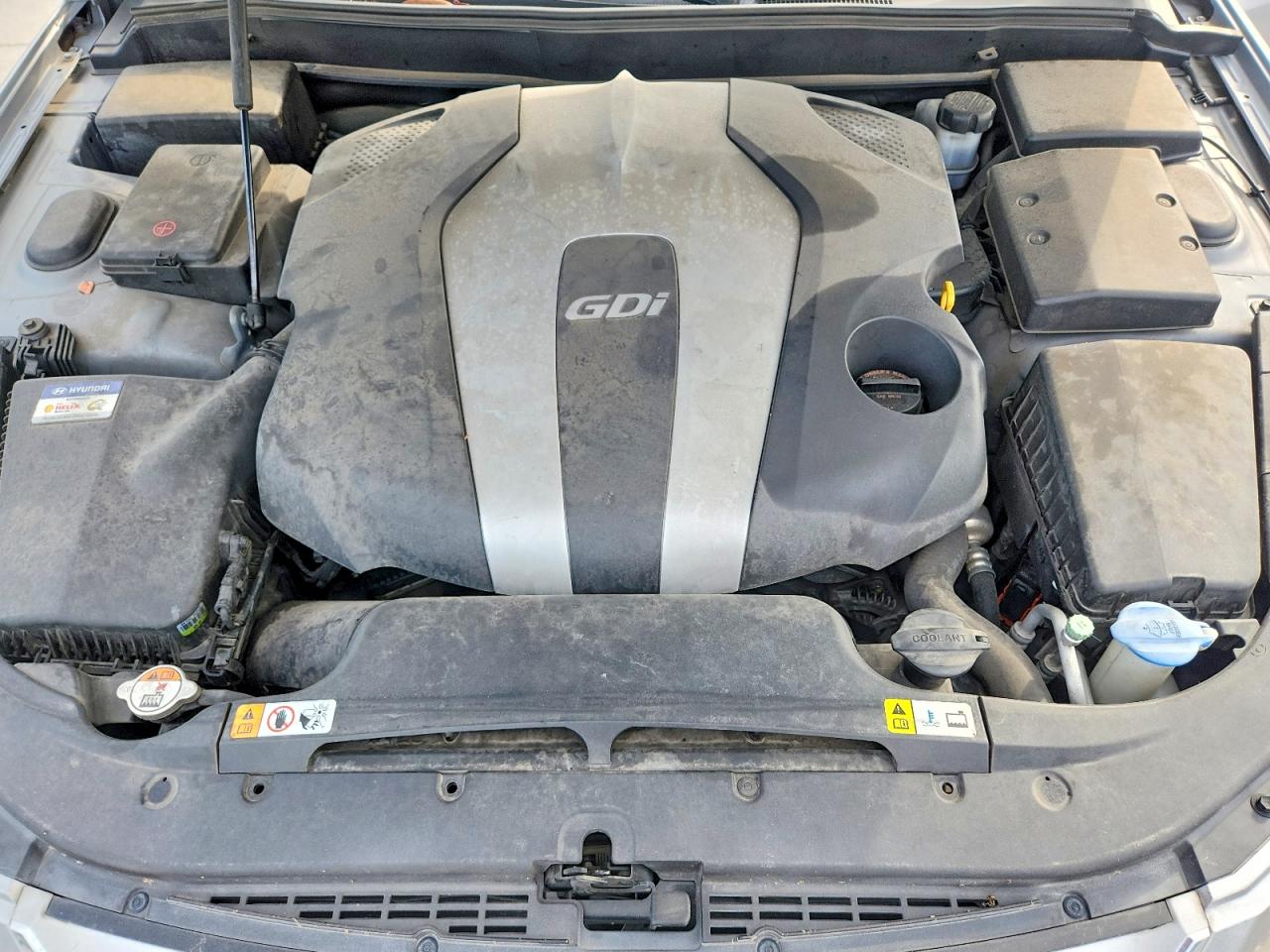 2013 Hyundai Genesis 3.8l Silver vin: KMHGC4DD4DU243363