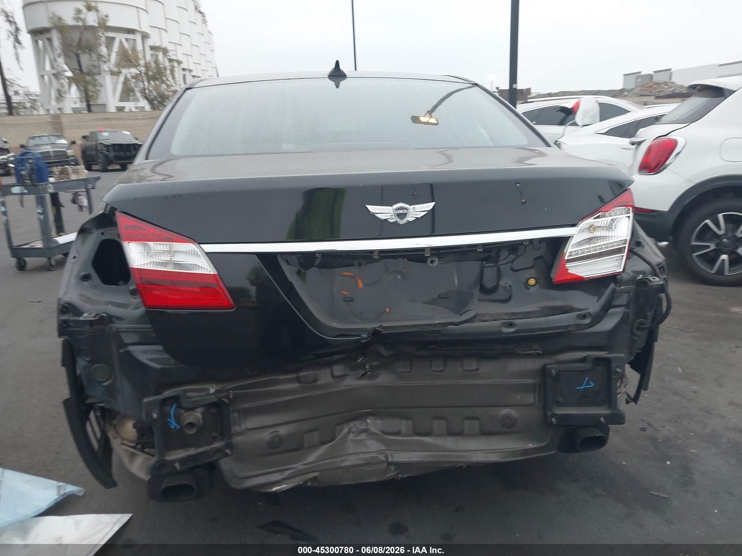 2013 Hyundai Genesis 3.8 Black vin: KMHGC4DD4DU246456