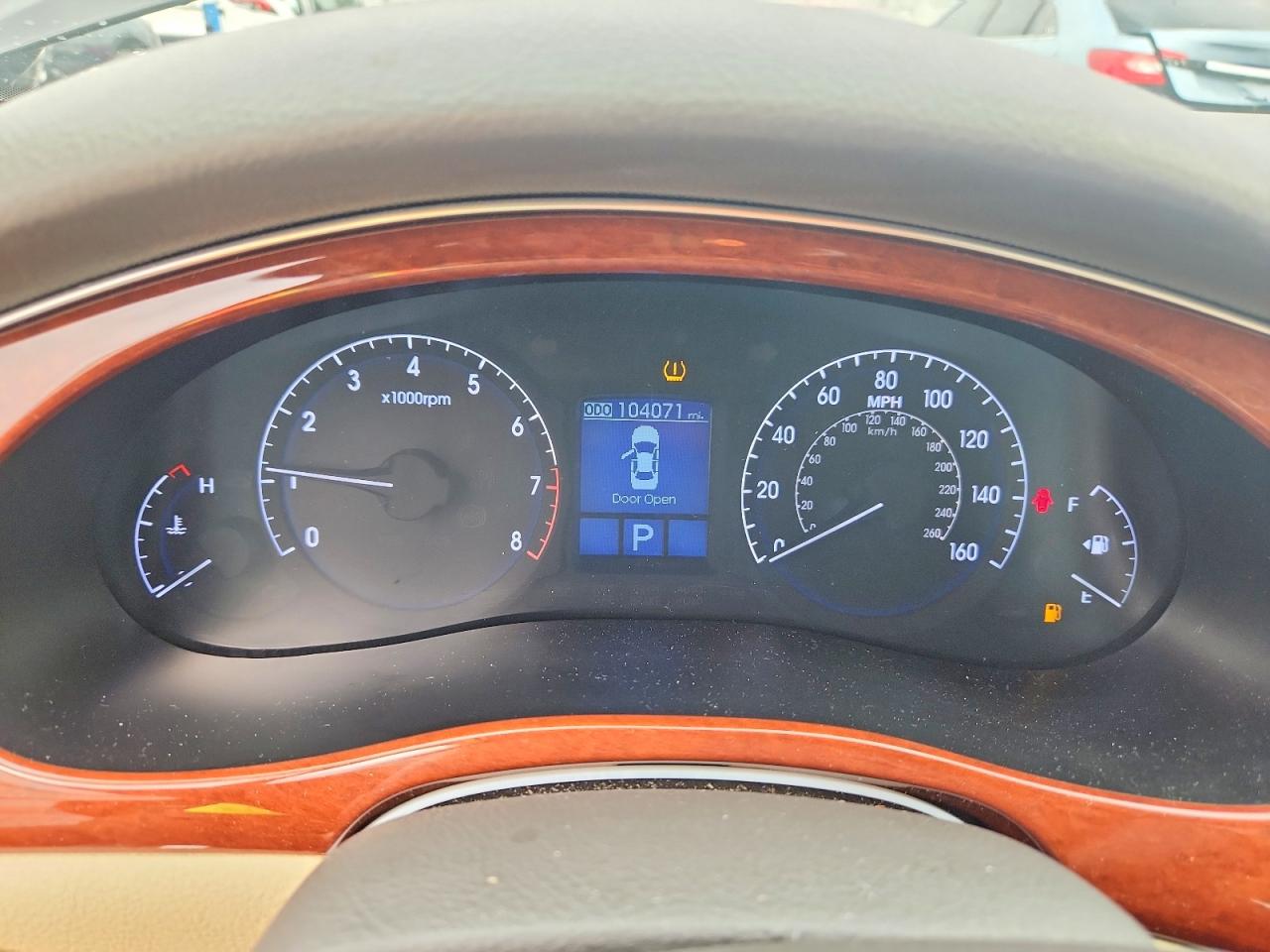 2014 Hyundai Genesis 3.8l Charcoal vin: KMHGC4DD4EU259547