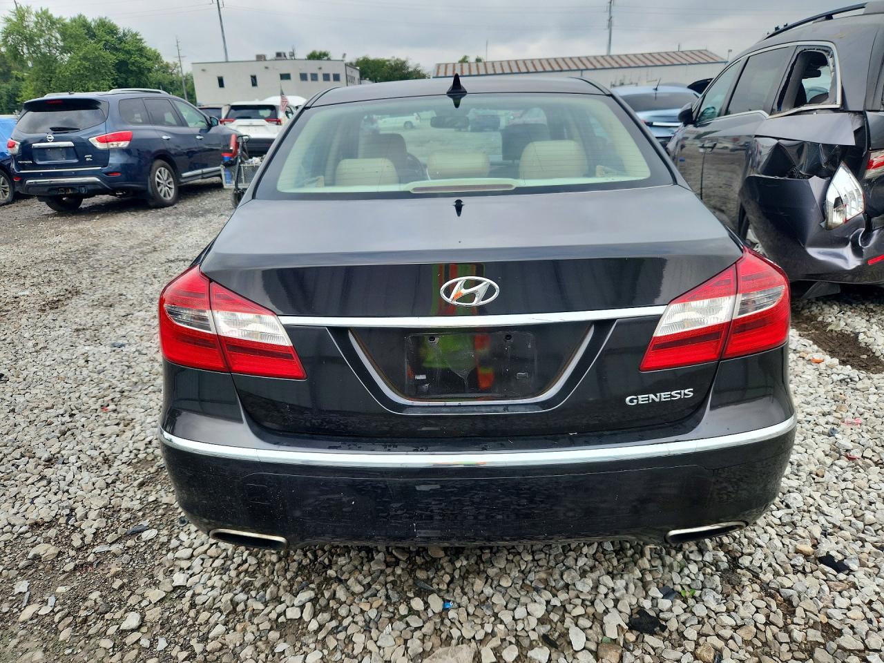 2014 Hyundai Genesis 3.8l Charcoal vin: KMHGC4DD4EU259547