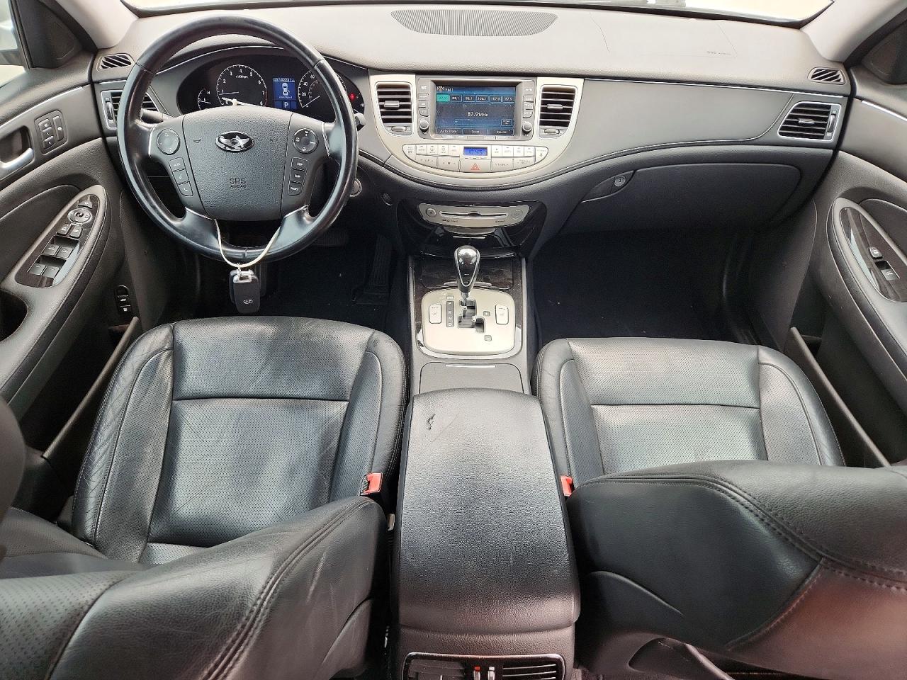 2012 Hyundai Genesis 3.8l Silver vin: KMHGC4DD5CU181258