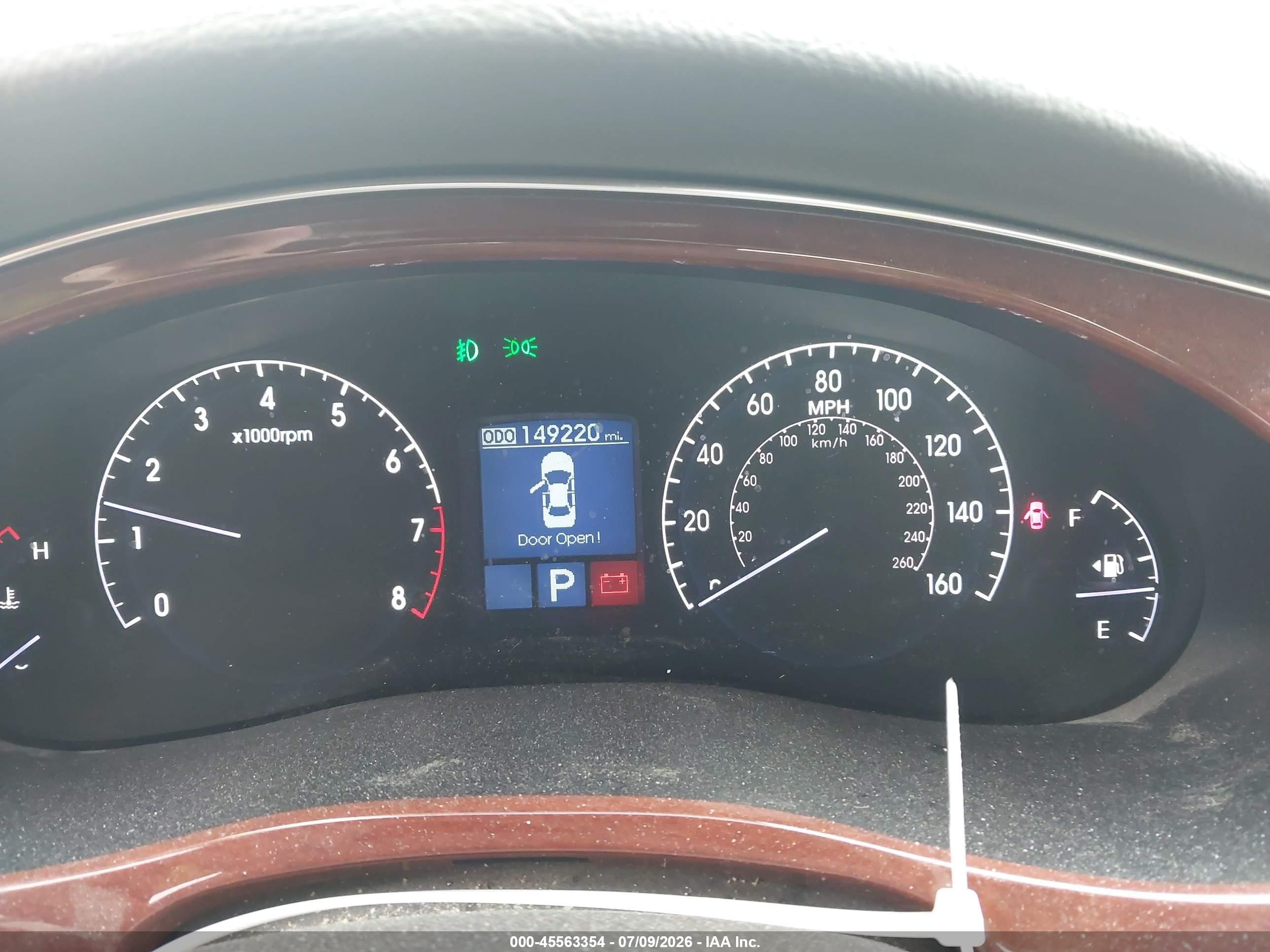 2012 Hyundai Genesis 3.8 Gold vin: KMHGC4DD5CU188632