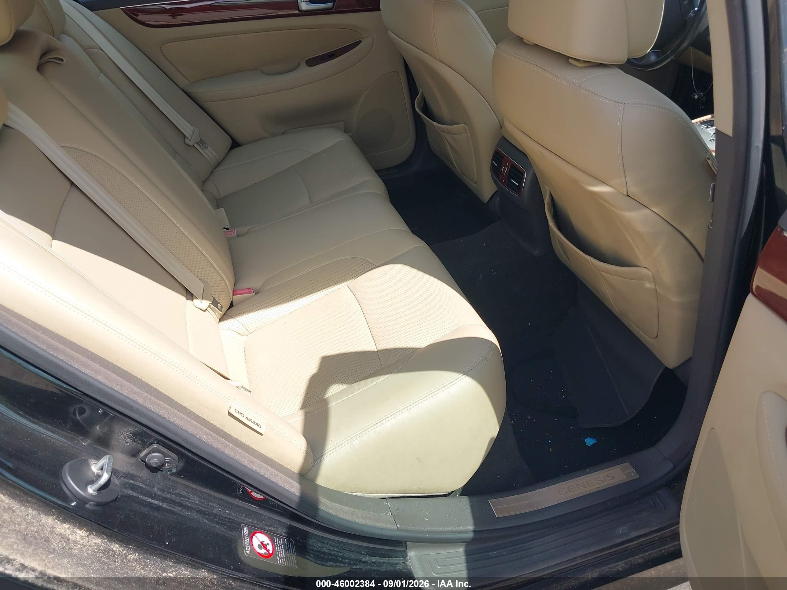2012 Hyundai Genesis 3.8 Black vin: KMHGC4DD5CU205560