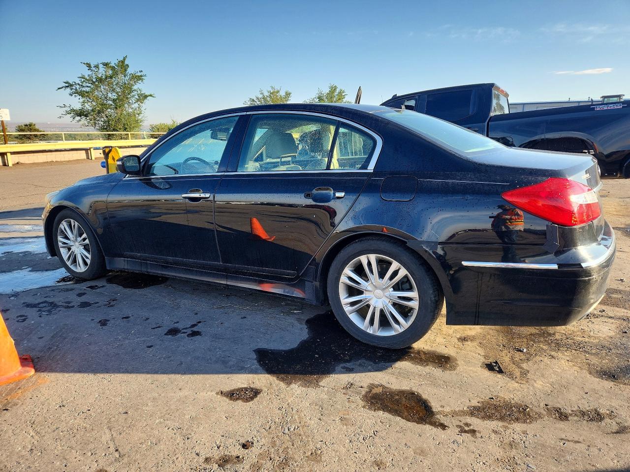 2013 Hyundai Genesis 3.8l Black vin: KMHGC4DD5DU224983