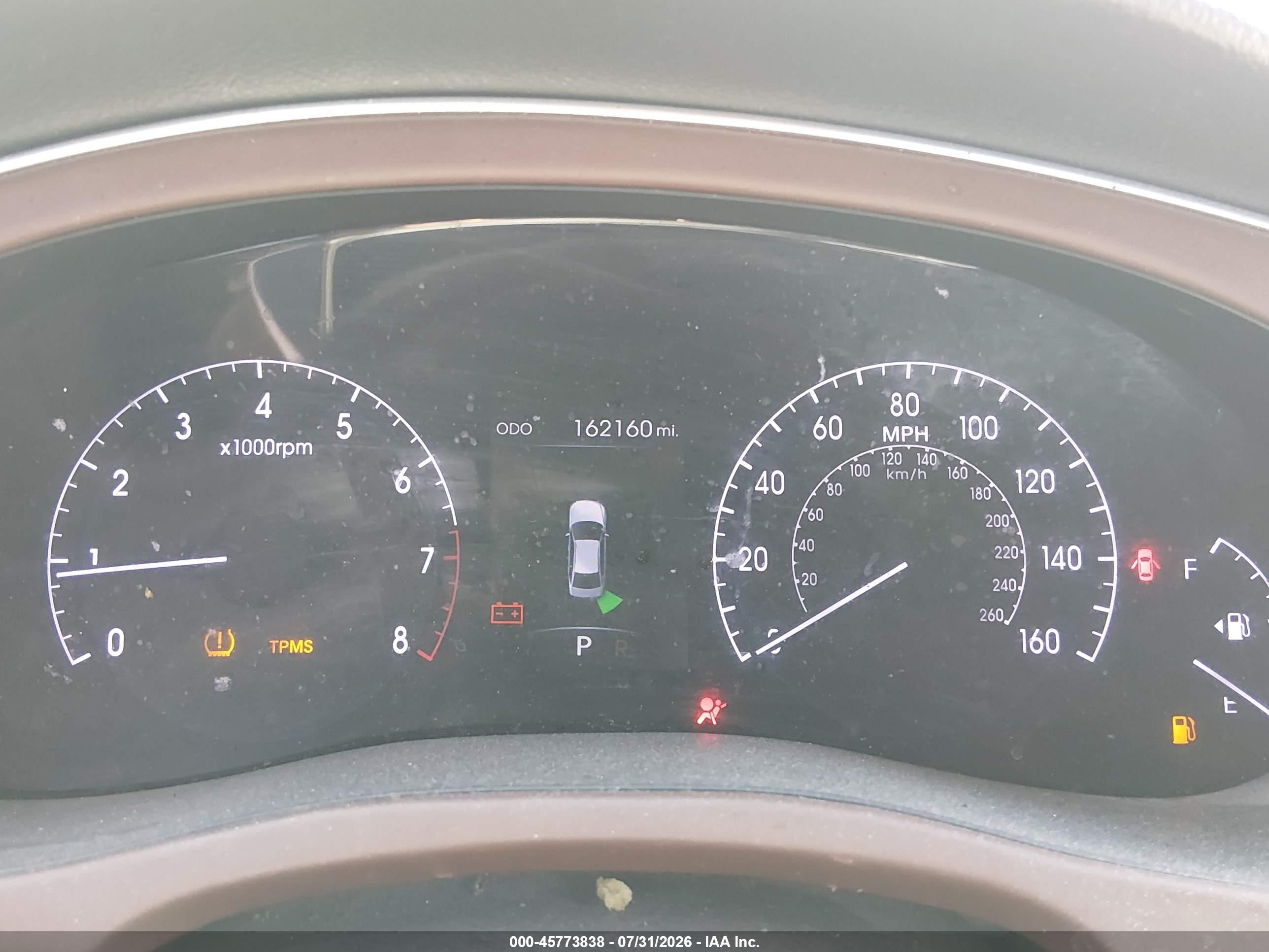 2013 Hyundai Genesis 3.8 White vin: KMHGC4DD5DU233960