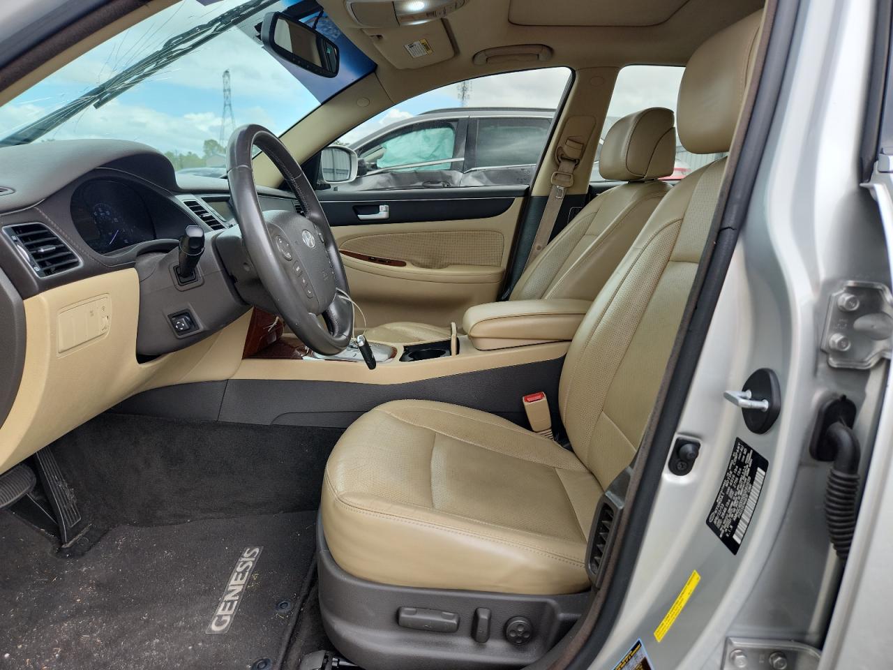 2013 Hyundai Genesis 3.8l Silver vin: KMHGC4DD5DU240939
